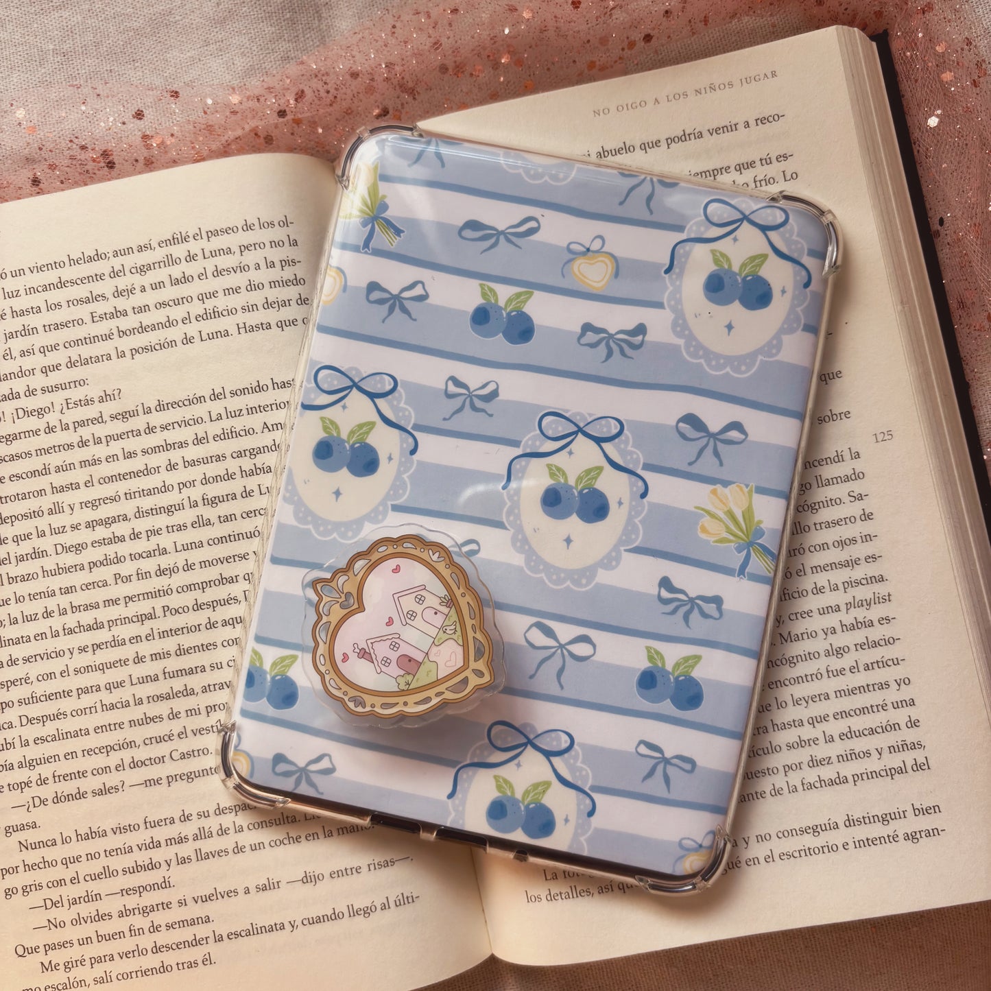 Kindle insert berry blue